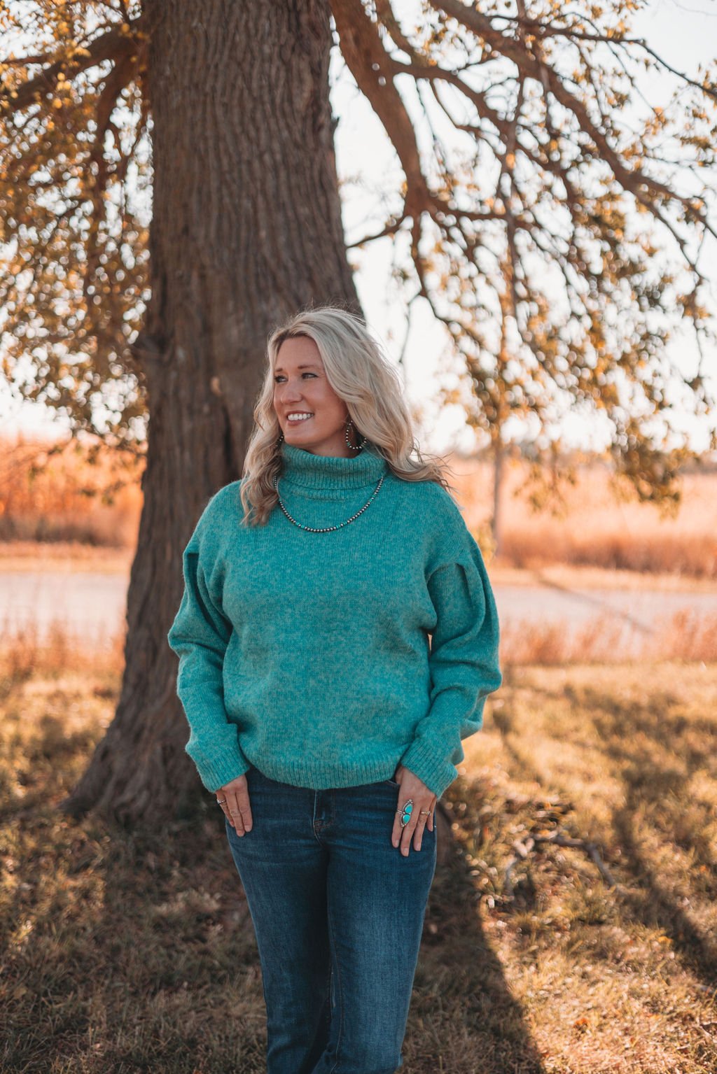 La Miel Loose-Fit Turtleneck Pin-Tuck Long Sleeve Western Sweater — Drop Shoulder Cozy Layering (small remaining) Cowhide and Conchos