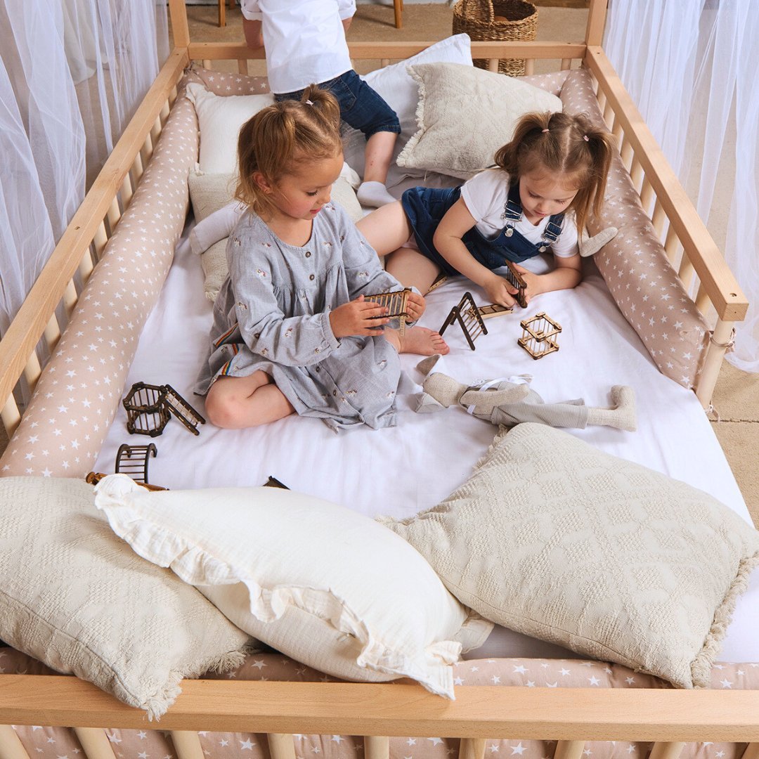 Twin Size Montessori House Bed for Kids with Fence Goodevas B2B