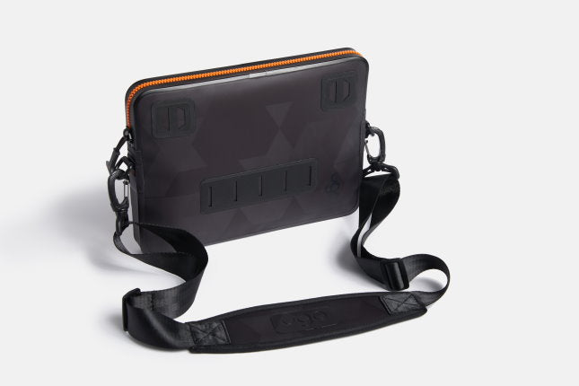 ugo® Black Geo Collection TABLET XL ugo wear