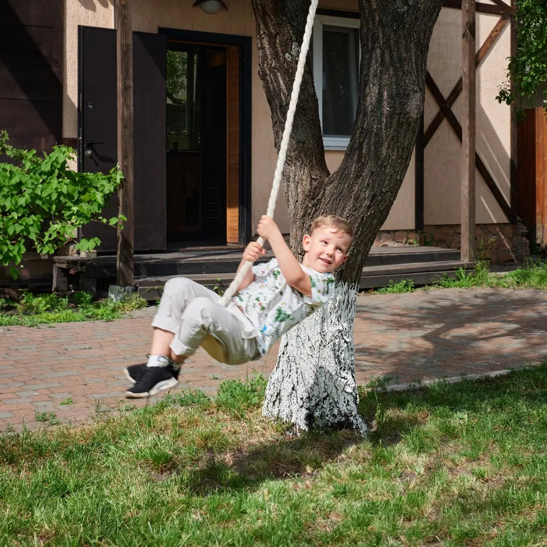 Wooden rope swing for kids Goodevas B2B